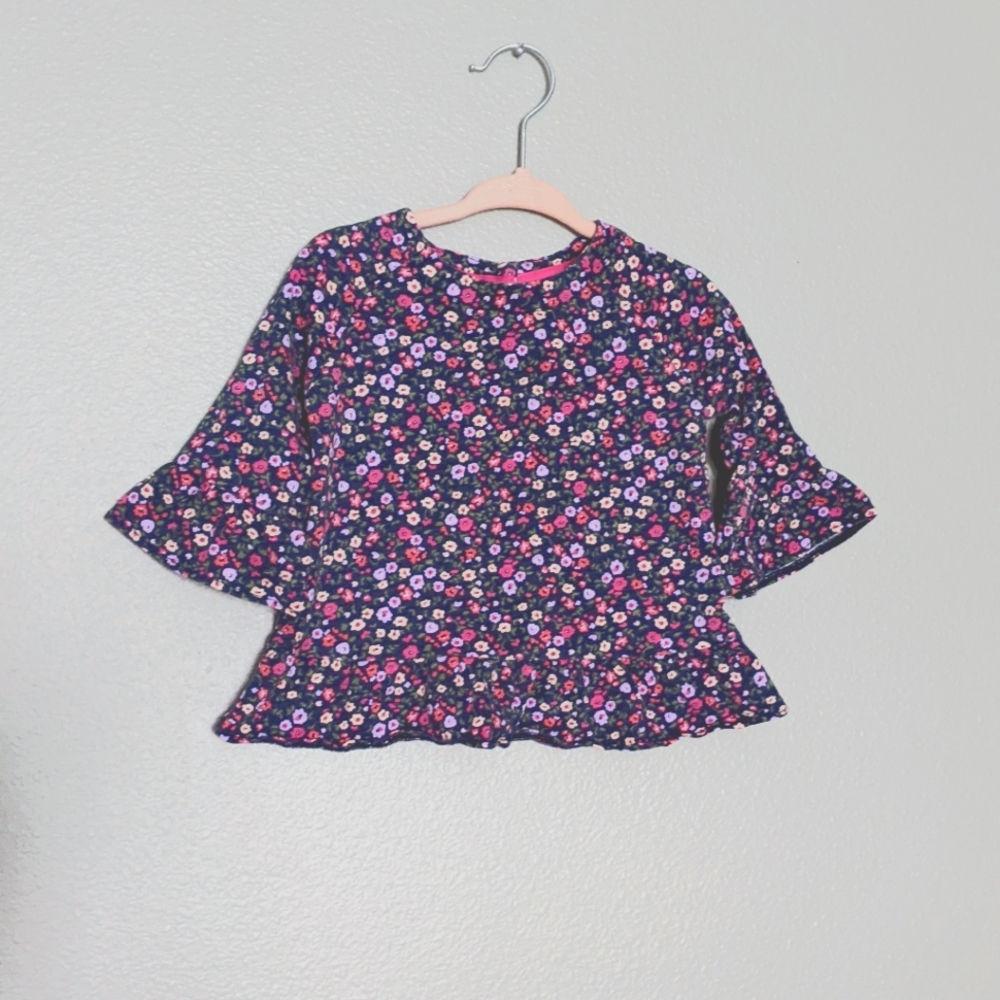 3/4 bell sleeve floral top